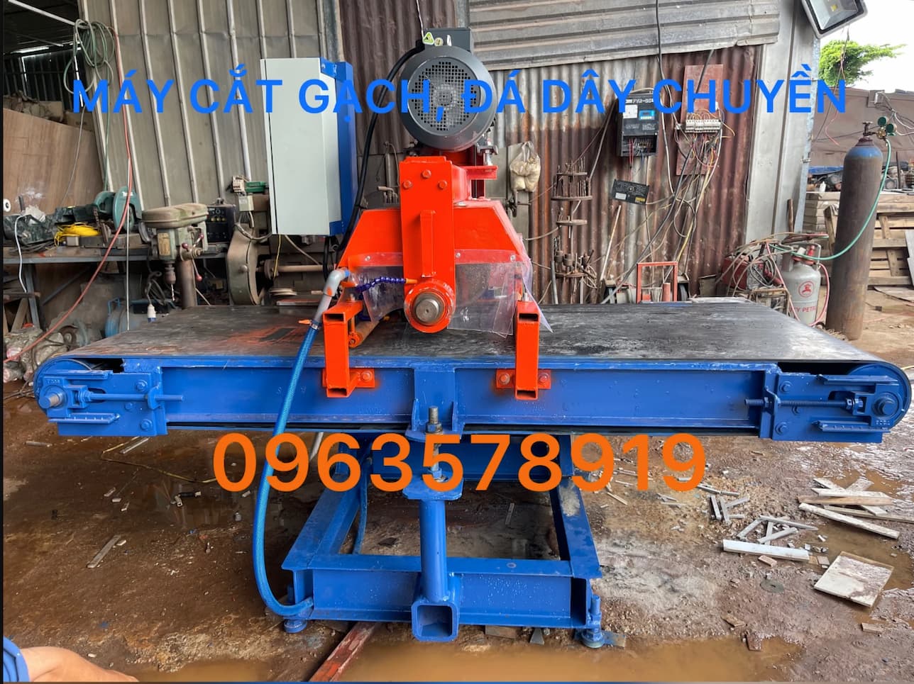 Gia công cắt gạch